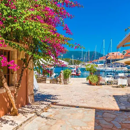 Sleeps 4 Pool Air Con Wifi Fiskardo