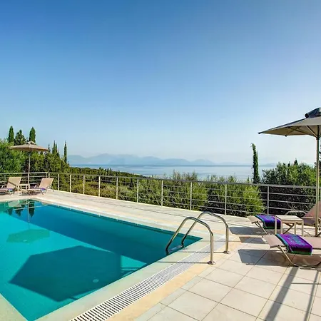 Sleeps 4 Pool Air Con Wifi Fiskardo